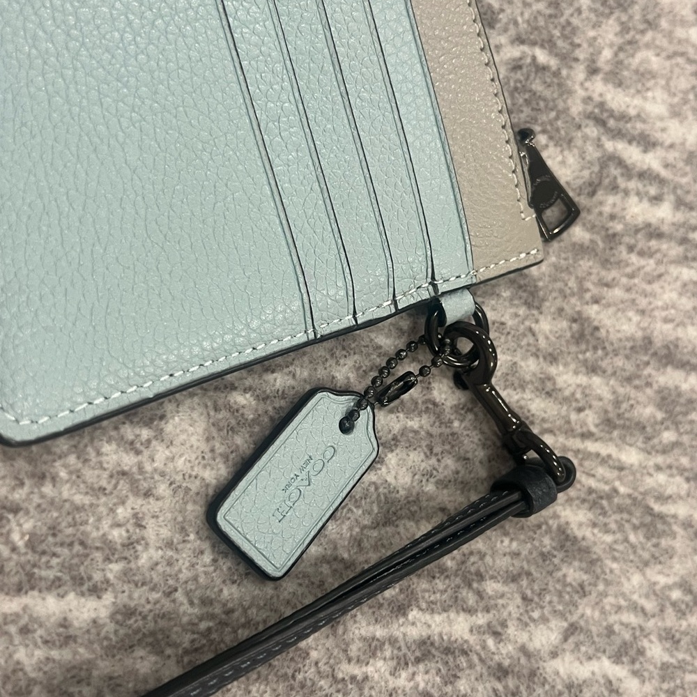 New coach wallet. Wristlet cord. Authentic - Picture 3 of 5
